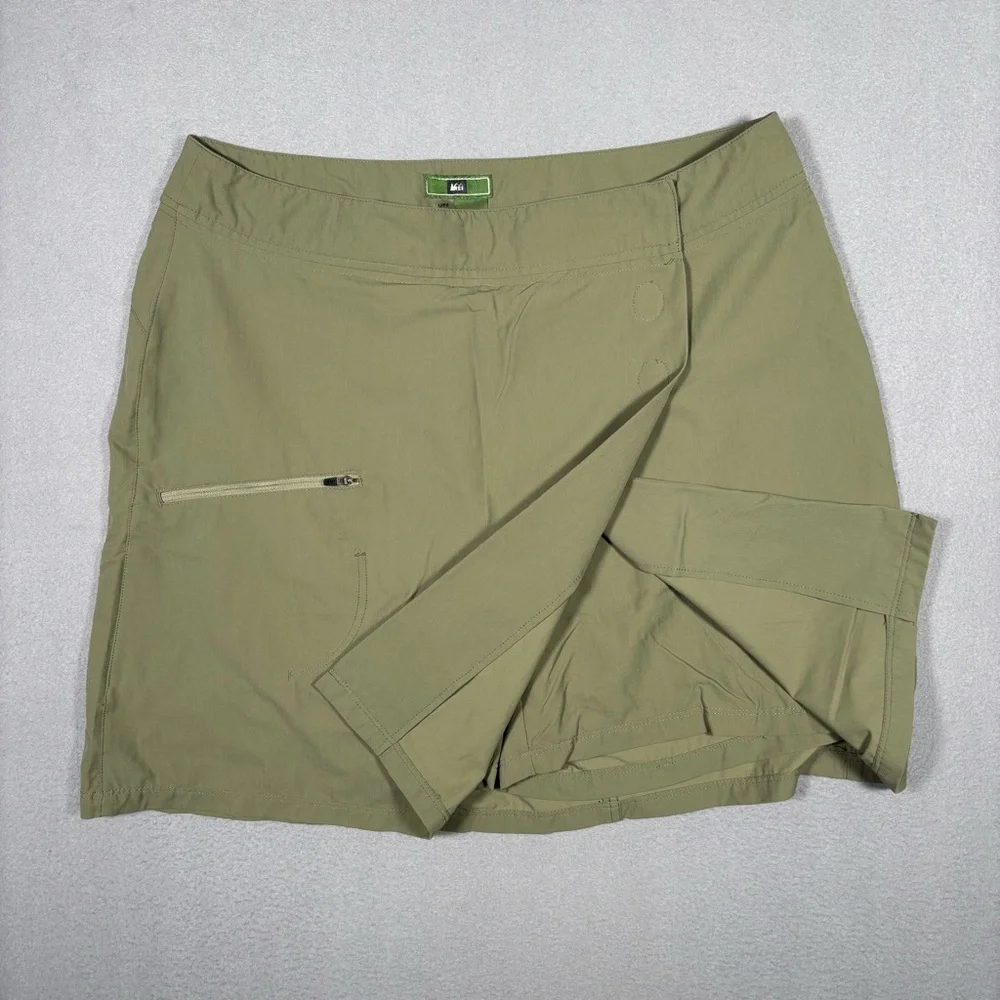 REI Skort Wrap Women’s Sz 14 Army Green Skirt/Shorts Nylon Hiking Pocket UPF 50 - Picture 5 of 11